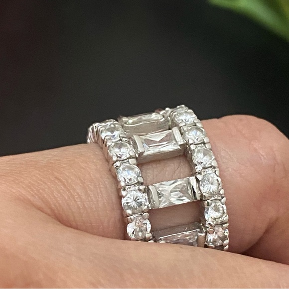 925 RSE Silver Cubic Zirconia Eternity Ring Size 7 11.1g - Picture 4 of 16
